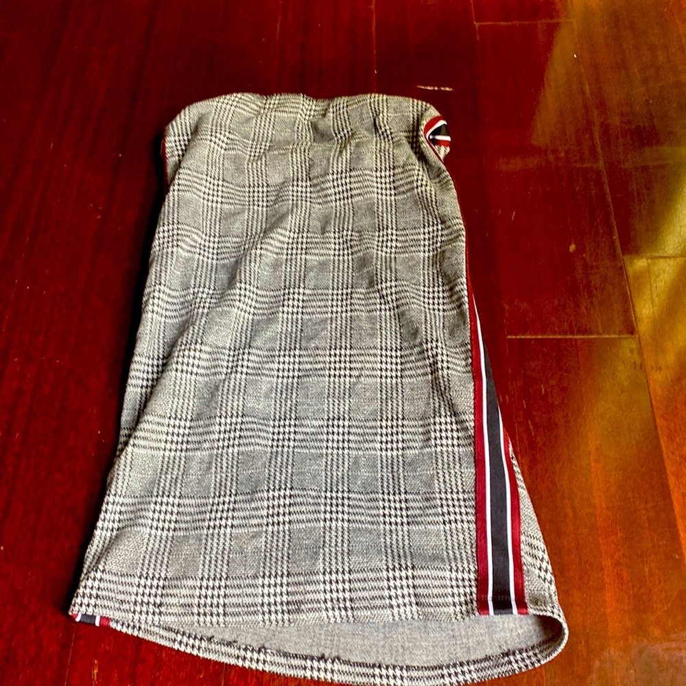 Blashe shirt never worn.
